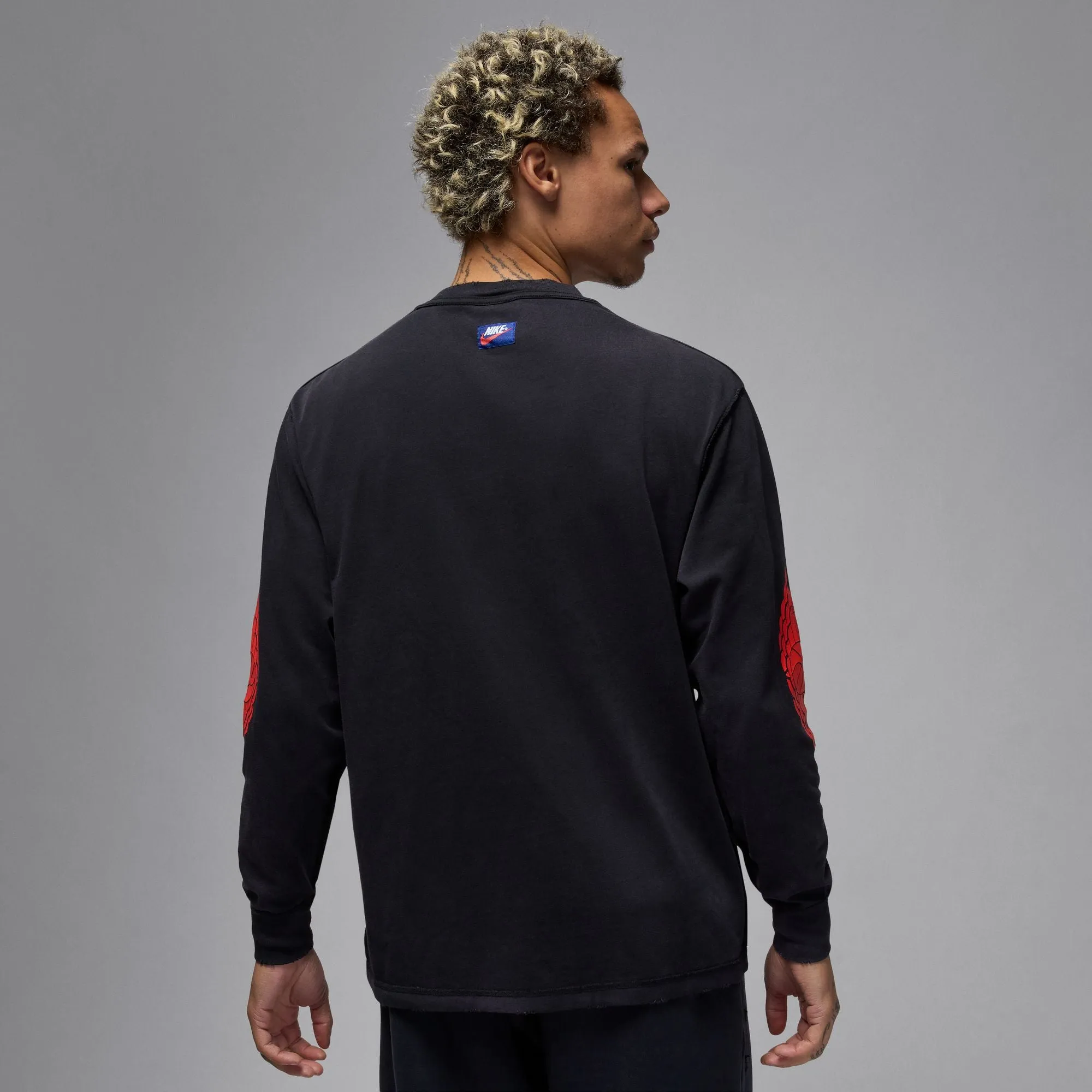 AIR JORDAN RARE AIR LONG SLEEVE T-SHIRT "BLACK/CHILE RED"