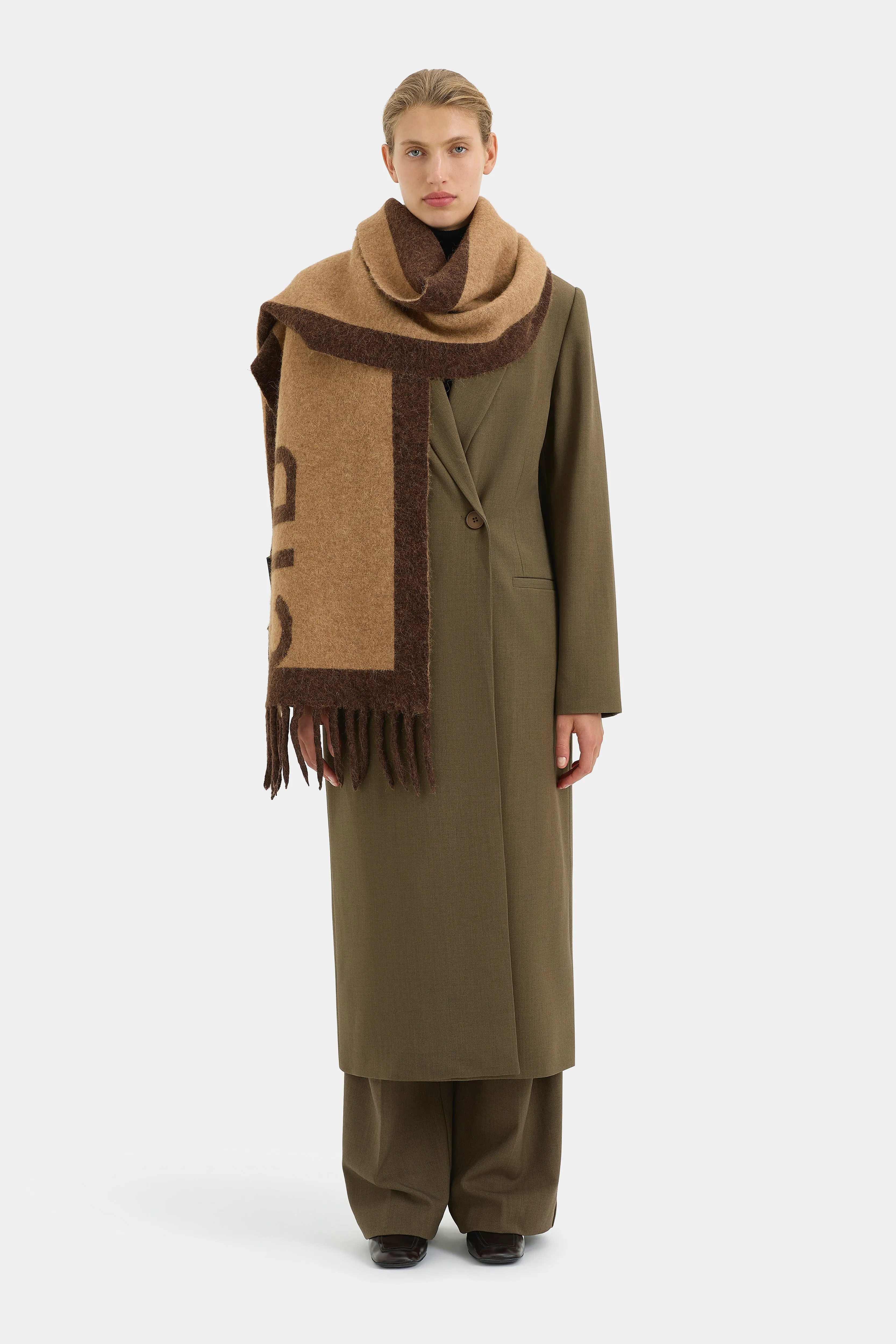 Angelo Scarf SIR