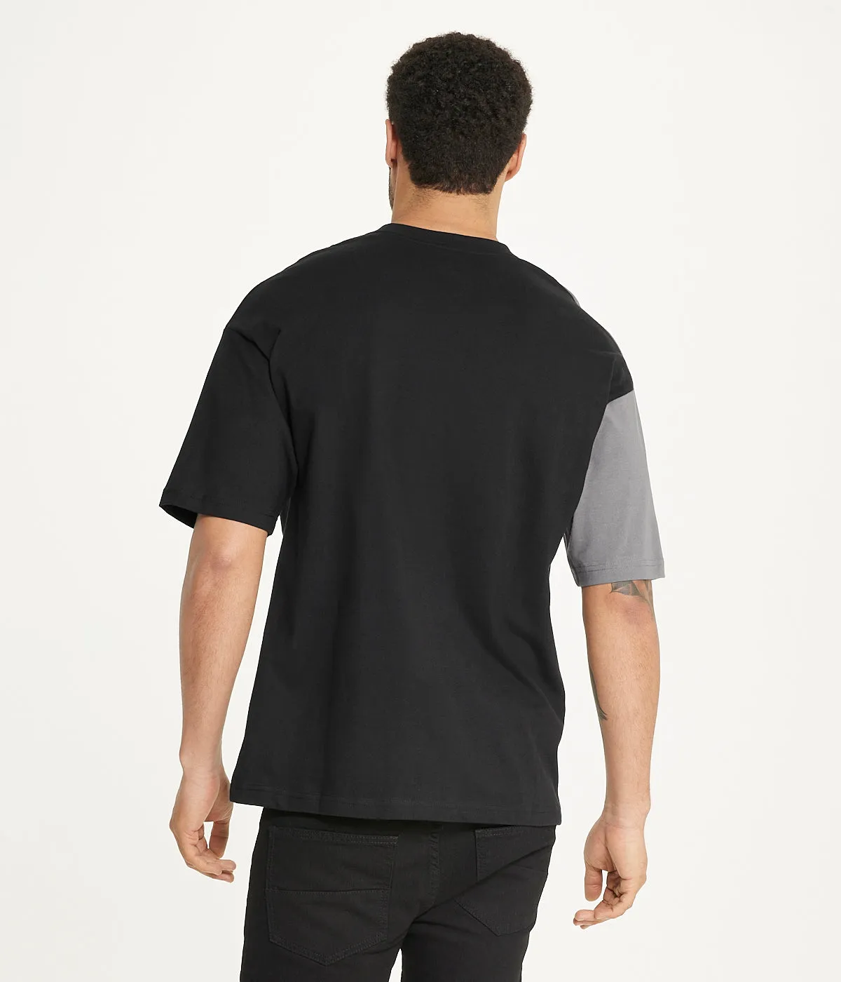 Brooklyn Laundry Mens Drop Shoulder Core Nylon Pocket Tee 2