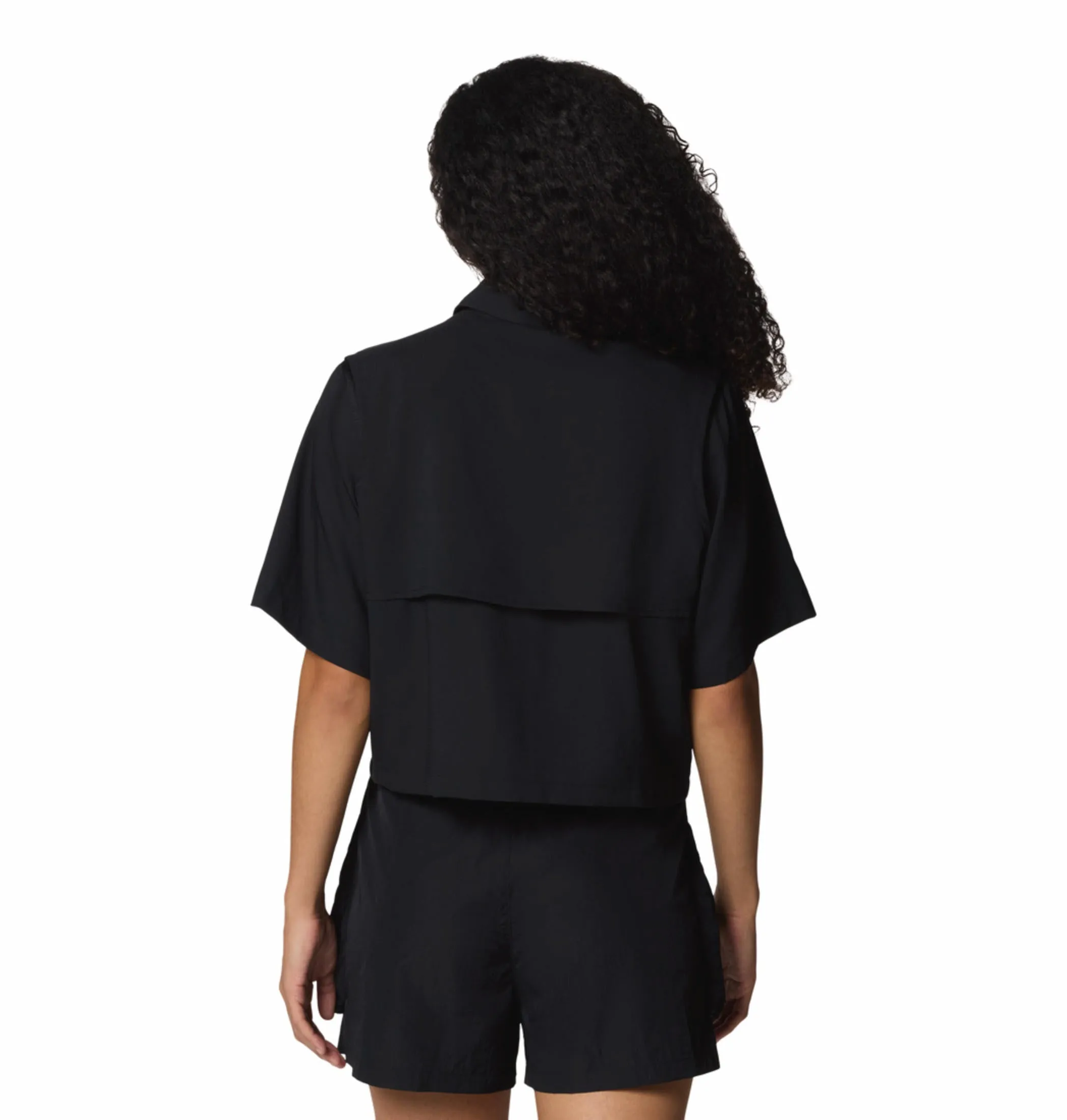 Columbia Women Black Omni-Shade Elevated View Utility Short Sleeve Shirt