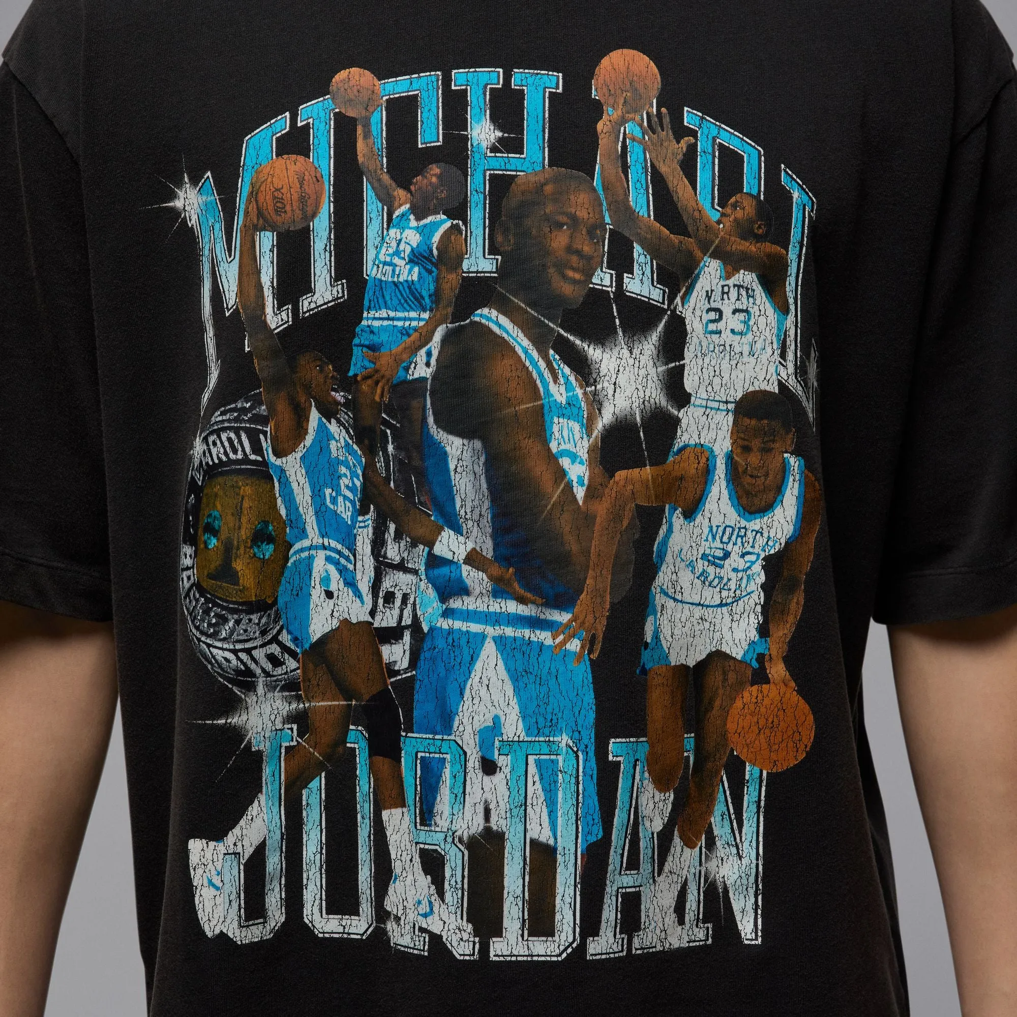 JORDAN FLIGHT ESSENTIALS GRAPHIC SHIRT "BLACK/DK POWDER BLUE"