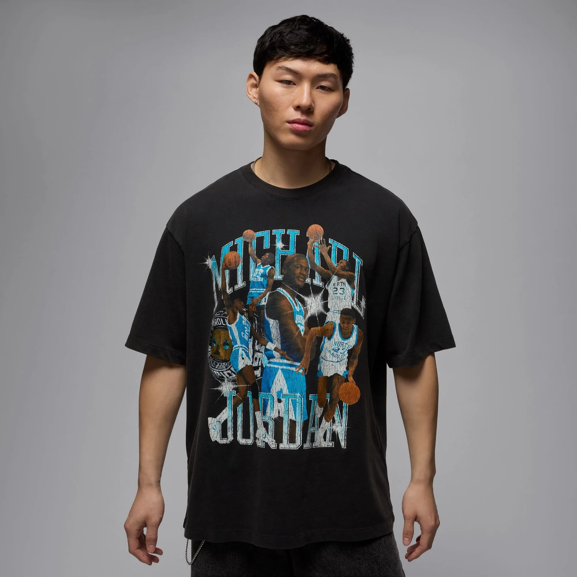 JORDAN FLIGHT ESSENTIALS GRAPHIC SHIRT "BLACK/DK POWDER BLUE"
