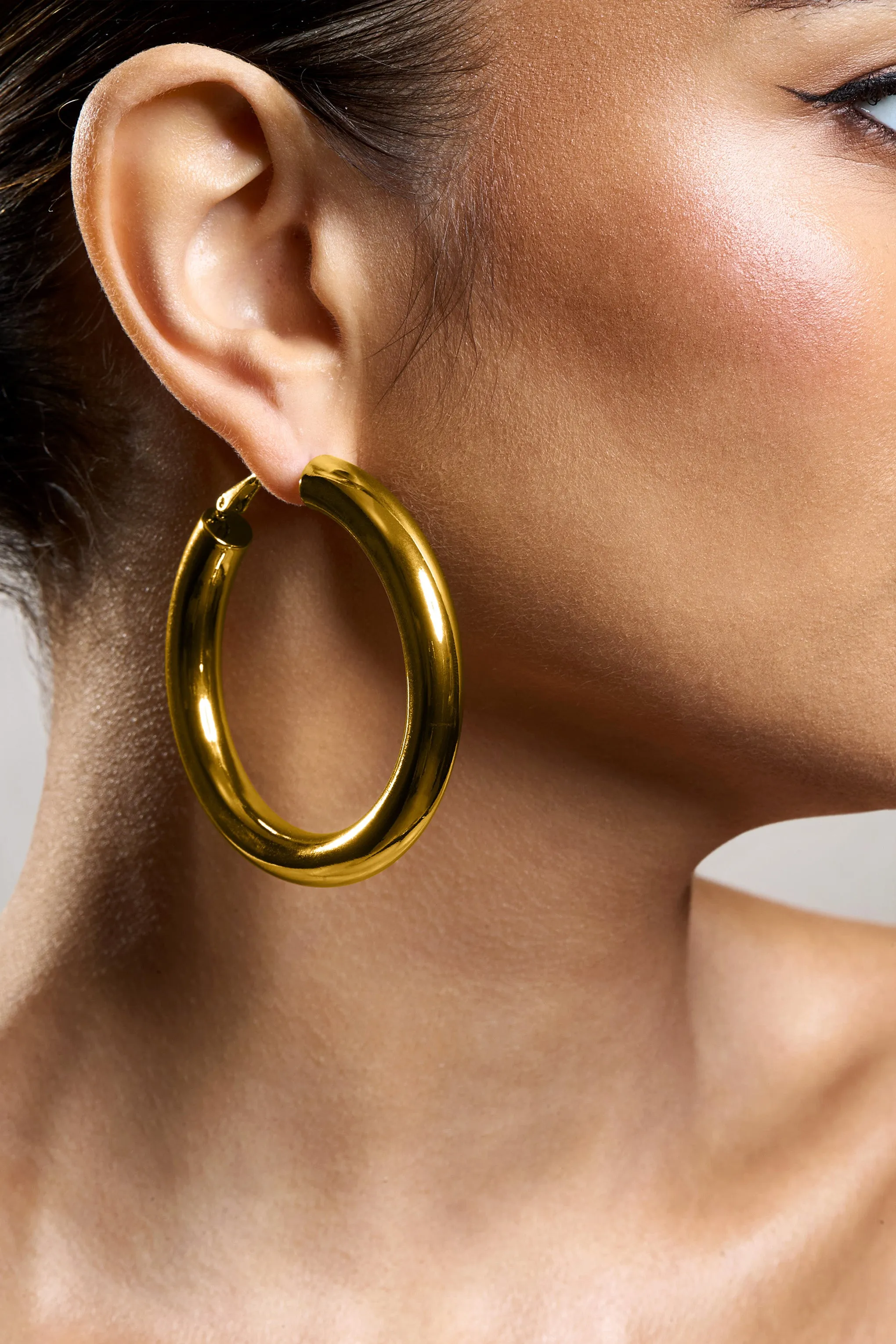Logan | Gold Chunky Hoop Earrings Club L London