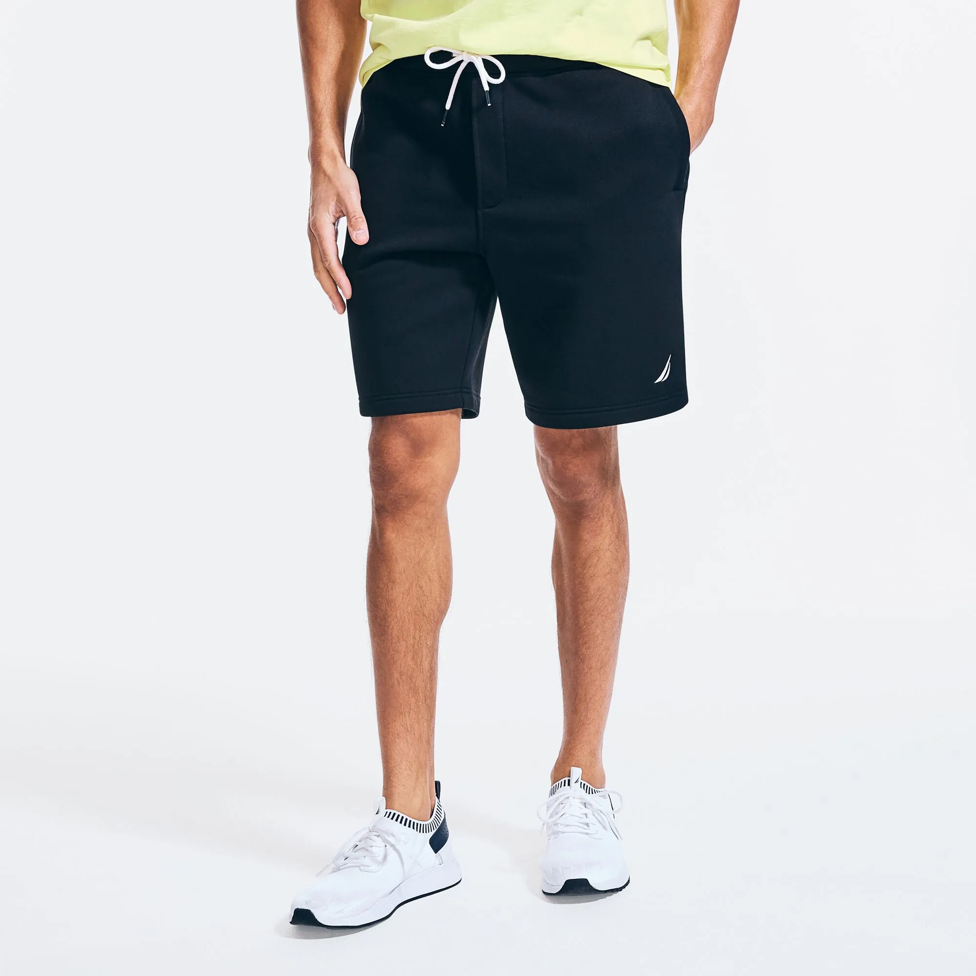 Nautica Mens 9 J-Class Fleece Short