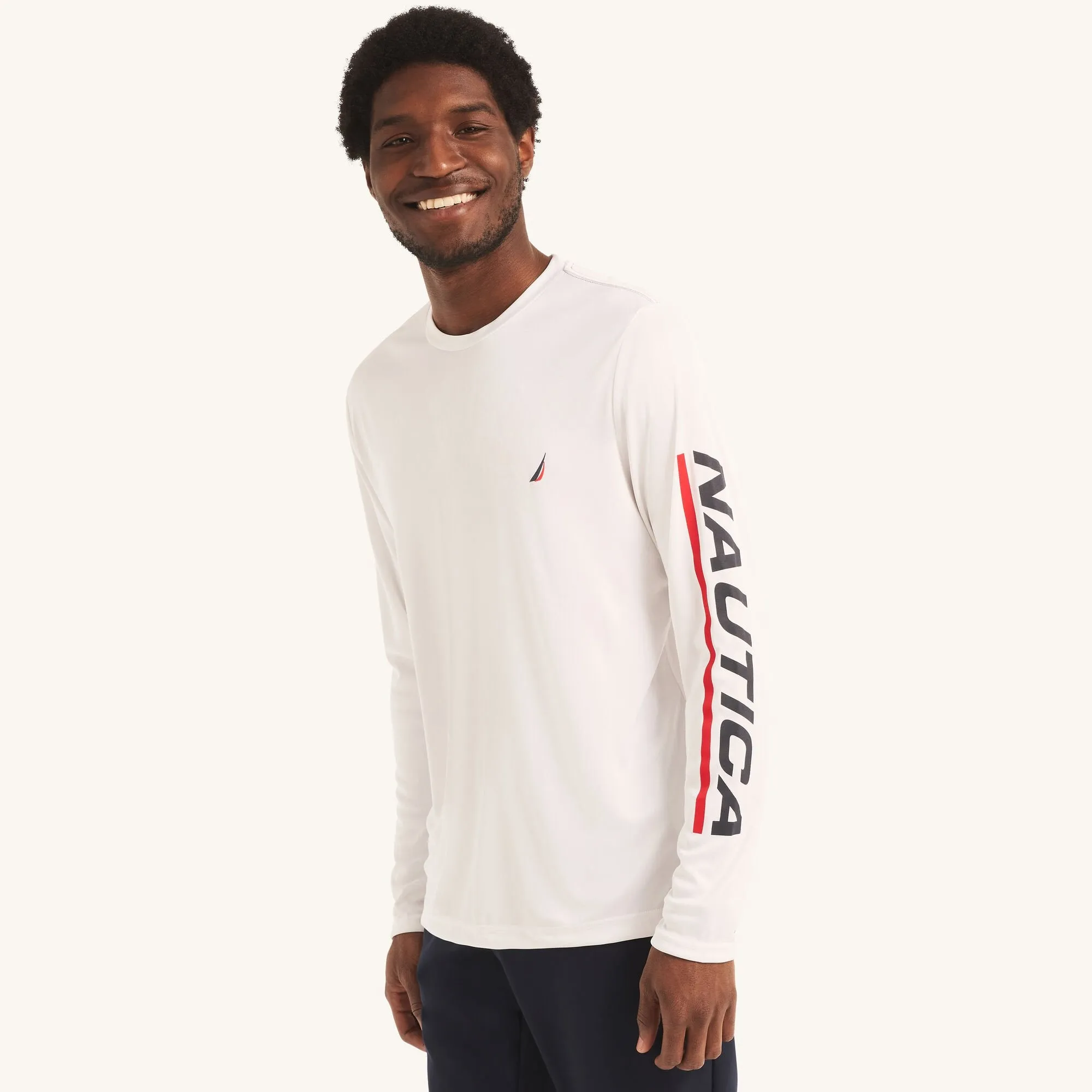 Nautica Mens Sustainably Crafted Rash Guard
