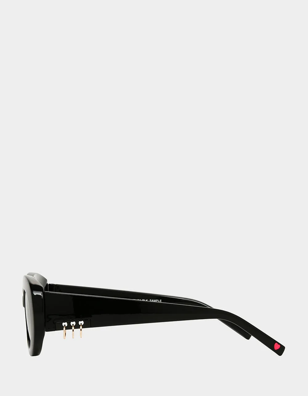 SIGNATURE SUNNIES BLACK Betsey Johnson
