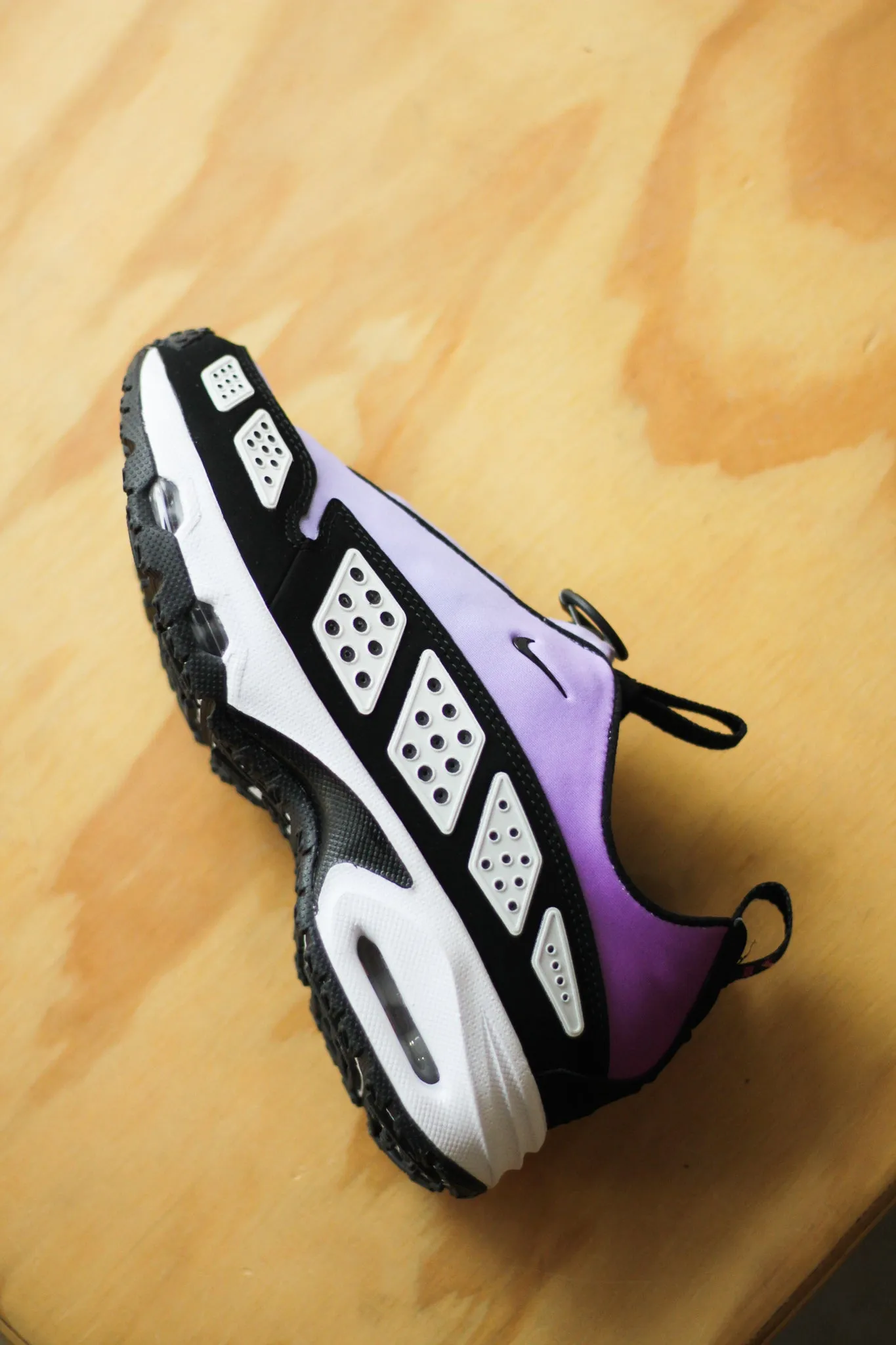 W NIKE AIR MAX SNDR "HYPER VIOLET/BLACK-WHITE-HYDRANGEAS"