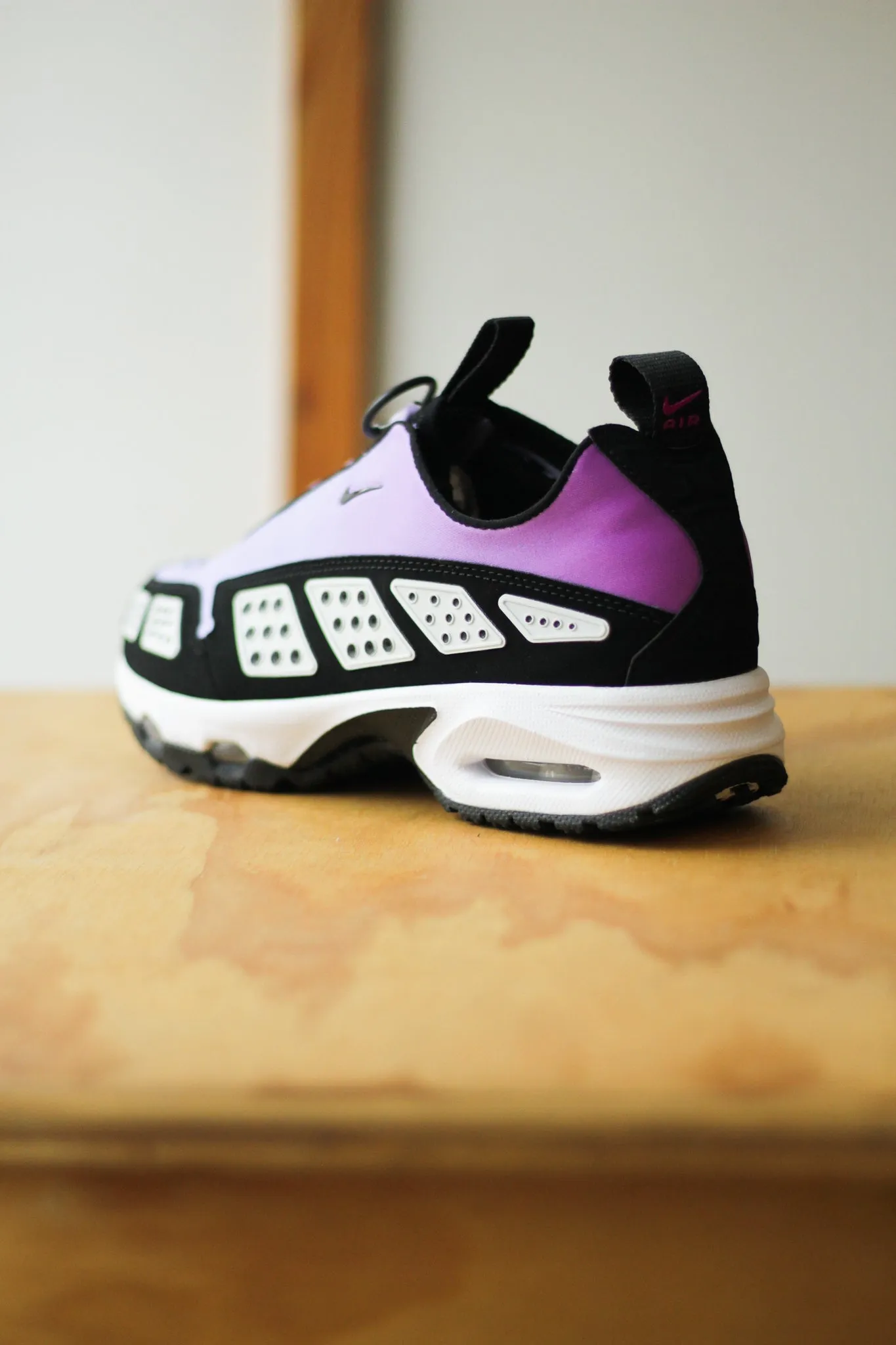 W NIKE AIR MAX SNDR "HYPER VIOLET/BLACK-WHITE-HYDRANGEAS"