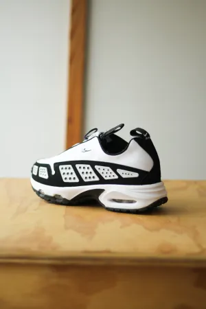 W NIKE AIR MAX SNDR "WHITE/BLACK"
